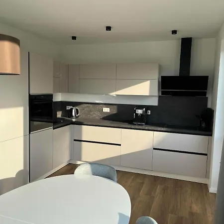 Hauslieblingsplatz - Am - Luxus Mit 4 Schlafzimmern, 3 Badezimmern Sauna, Kamin, Weber-grill Und Wallbox * Dranske