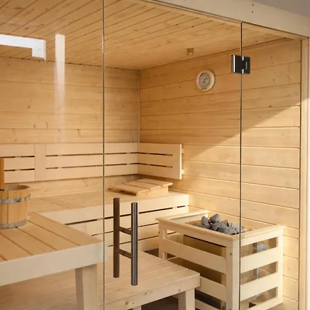 Hauslieblingsplatz - Am - Luxus Mit 4 Schlafzimmern, 3 Badezimmern Sauna, Kamin, Weber-grill Und Wallbox Villa Dranske