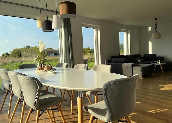 Hauslieblingsplatz - Am - Luxus Mit 4 Schlafzimmern, 3 Badezimmern Sauna, Kamin, Weber-grill Und Wallbox Dranske